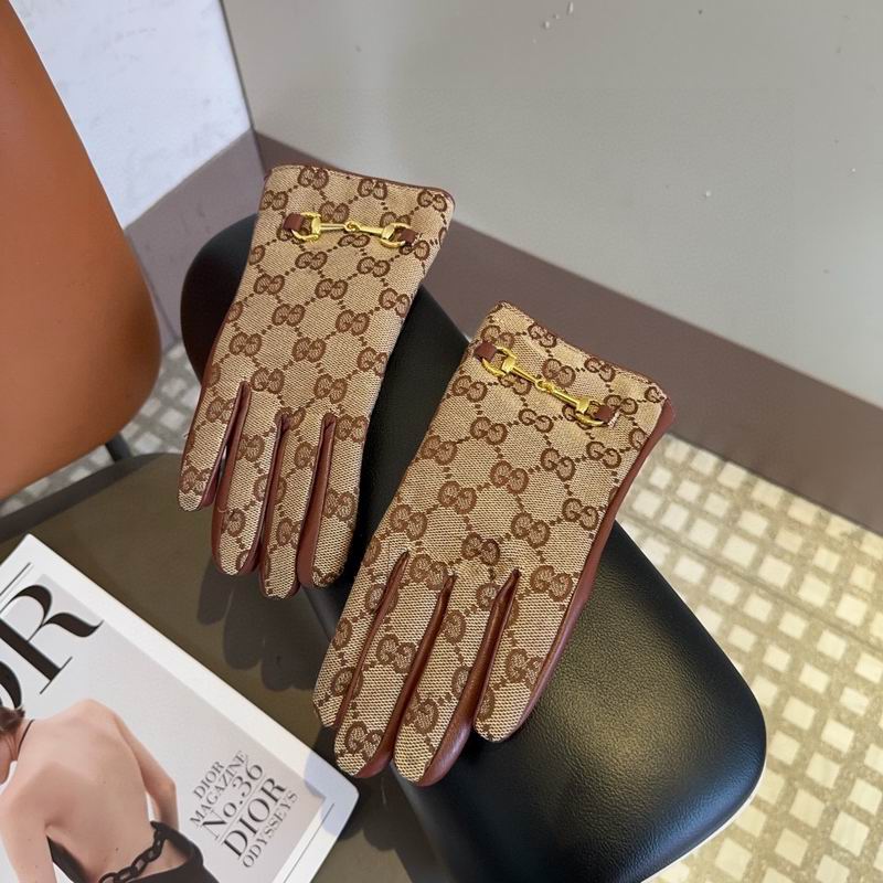 Gucci Gloves M L 121303